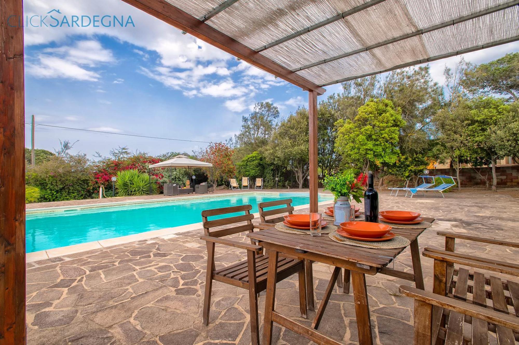 Villa Melograno With Exclusive Swimming Pool Surrounded By Greenery Campanedda Exterior photo